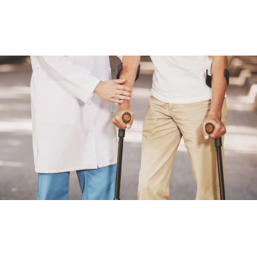 Как правильно подобрать костыли по росту и типу травмы
