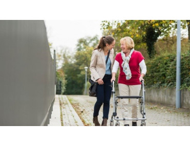 Розсіяний склероз: як жити з таким діагнозом та як облаштувати побут вдома