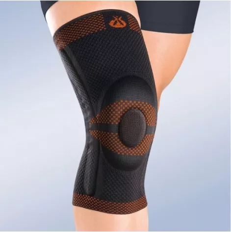 9104/5 Knee brace with flexible joints (p.XL)