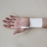 Bandage of the wrist joint elastic kids (grey) r.2 left