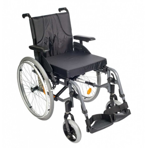Lightweight wheelchair Action 3 NG Invacare